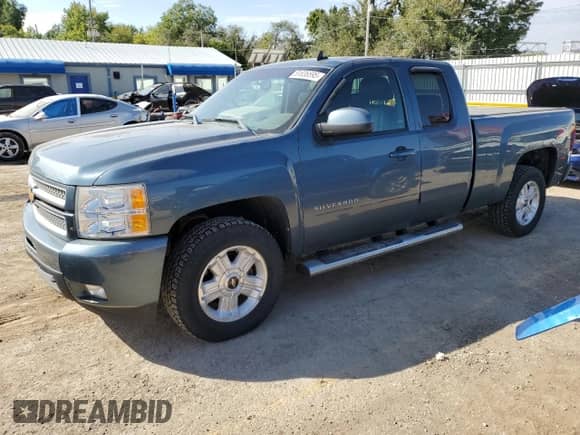 2013 Chevrolet Silverado 1500 LTZ with VIN 1GCRKTE7XDZ372908, listed as a Copart auction lot 81836595 with 74,456 mi miles and Salvage title. Bid and sale history available at DreamBid. Image 1.
