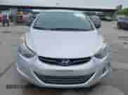 2013 Hyundai Elantra GLS z VIN KMHDH4AE9DU627379, wystawiony jako IAAI lot #42373848 z przebiegiem 122 490 mil mil oraz . Historia ofert i sprzedaży dostępna na DreamBid. Obrazek 13.