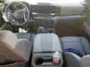 2024 Chevrolet Silverado 1500 ZR2 с VIN 3GCUDHE85RG272037, выставлен на аукционе Copart как лот 64814885 с пробегом Не указан миль и Списание • Salvage title. История ставок и продаж доступна на DreamBid. Изображение 8.