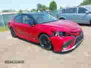 2023 Toyota Camry Hybrid XSE с VIN 4T1K31AK3PU054008, выставлен на аукционе IAAI как лот 42790191 с пробегом 42 529 миль миль и . История ставок и продаж доступна на DreamBid. Изображение 1.