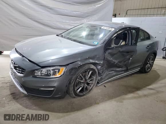 2016 Volvo S60 T5 Platinum с VIN YV4612UM4G2002099, выставлен на аукционе Copart как лот 69363875 с пробегом 81 956 миль миль и Списание • Salvage title. История ставок и продаж доступна на DreamBid. Изображение 1.