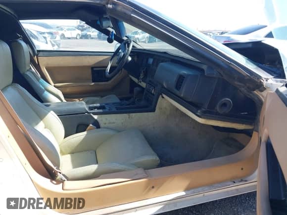1984 Chevrolet Corvette с VIN 1G1AY0781E5110079, выставлен на аукционе IAAI как лот 42416346 с пробегом 152 345 миль миль и . История ставок и продаж доступна на DreamBid. Изображение 5.