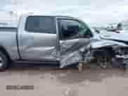 2020 Ram 1500 Big Horn z VIN 1C6RREFT6LN405841, wystawiony jako IAAI lot #42591404 z przebiegiem 73 605 mil mil oraz . Historia ofert i sprzedaży dostępna na DreamBid. Obrazek 13.