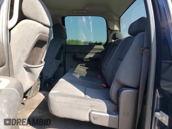 2007 Chevrolet Silverado 2500HD 1LT с VIN 1GCHK23607F514091, выставлен на аукционе Copart как лот 65231265 с пробегом 207 881 миль миль и Списание • Salvage title. История ставок и продаж доступна на DreamBid. Изображение 10.