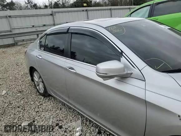 2013 Honda Accord EX-L z VIN 1HGCR2F84DA116170, wystawiony jako Copart lot #72301833 z przebiegiem 148 514 mil mil oraz Szkoda całkowita • Salvage title. Historia ofert i sprzedaży dostępna na DreamBid. Obrazek 10.