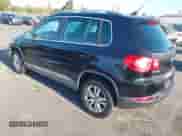 2009 Volkswagen Tiguan S с VIN WVGAV75N69W002294, выставлен на аукционе IAAI как лот 43149013 с пробегом 109 635 миль миль и . История ставок и продаж доступна на DreamBid. Изображение 3.