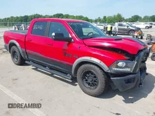 2016 Ram 1500 Rebel z VIN 1C6RR7YT1GS387653, wystawiony jako IAAI lot #42564156 z przebiegiem 77 826 mil mil oraz . Historia ofert i sprzedaży dostępna na DreamBid. Obrazek 1.