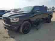 2021 Ram 1500 Laramie z VIN 1C6RREJT3MN532572, wystawiony jako Copart lot #69777815 z przebiegiem 52 897 mil mil oraz Szkoda całkowita • Salvage title. Historia ofert i sprzedaży dostępna na DreamBid. Obrazek 1.