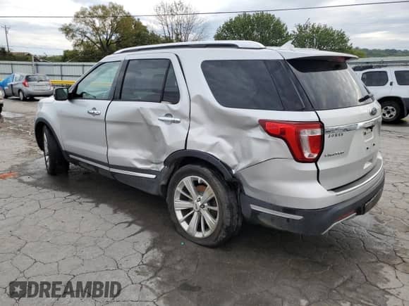 2019 Ford Explorer Limited z VIN 1FM5K7F86KGA64023, wystawiony jako Copart lot #82160555 z przebiegiem 114 657 mil mil oraz Szkoda całkowita • Salvage title. Historia ofert i sprzedaży dostępna na DreamBid. Obrazek 2.