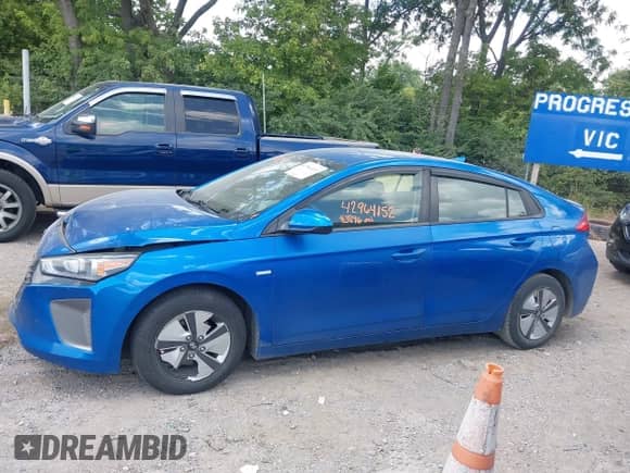 2018 Hyundai Ioniq Blue с VIN KMHC65LC2JU090577, выставлен на аукционе IAAI как лот 42964152 с пробегом 83 896 миль миль и . История ставок и продаж доступна на DreamBid. Изображение 14.