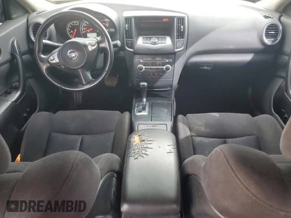 2014 Nissan Maxima S with VIN 1N4AA5APXEC481512, listed as a Copart auction lot 82631625 with 188,050 mi miles and Clean title. Bid and sale history available at DreamBid. Image 8.