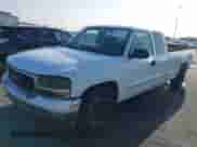 2000 GMC Sierra 1500 SLE с VIN 1GTEC19T4YE148280, выставлен на аукционе IAAI как лот 42510008 с пробегом 219 144 миль миль и . История ставок и продаж доступна на DreamBid. Изображение 2.