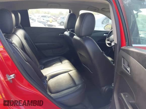 2015 Chevrolet Sonic LTZ с VIN 1G1JE6SBXF4112595, выставлен на аукционе IAAI как лот 43347444 с пробегом 100 321 миль миль и . История ставок и продаж доступна на DreamBid. Изображение 8.