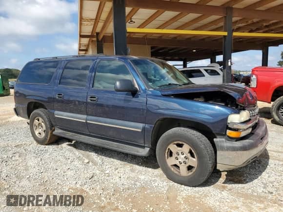 2004 Chevrolet Suburban LT с VIN 1GNEC16Z34J156601, выставлен на аукционе Copart как лот 73255124 с пробегом 275 633 миль миль и Списание • Salvage title. История ставок и продаж доступна на DreamBid. Изображение 4.