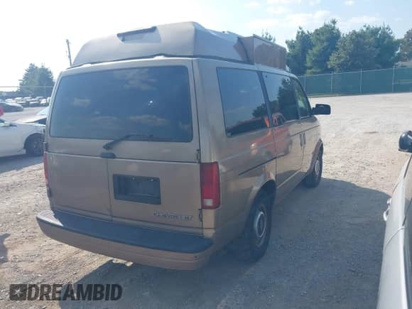 1996 Chevrolet Astro с VIN 1GNDM19W6TB124423, выставлен на аукционе IAAI как лот 43242910 с пробегом 97 401 миль миль и . История ставок и продаж доступна на DreamBid. Изображение 4.