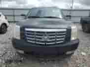 2008 Cadillac Escalade ESV with VIN 1GYFK66808R210474, listed as a Copart auction lot 55596155 with 247,894 mi miles and Non repairable. Bid and sale history available at DreamBid. Image 5.