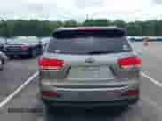 2016 Kia Sorento LX z VIN 5XYPG4A32GG127234, wystawiony jako IAAI lot #43027197 z przebiegiem 92 328 mil mil oraz . Historia ofert i sprzedaży dostępna na DreamBid. Obrazek 16.