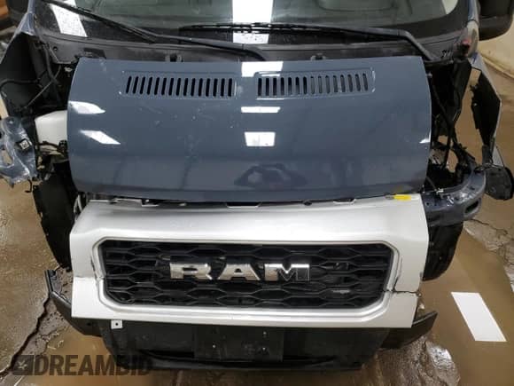 2019 Ram ProMaster Cargo с VIN 3C6URVJG3KE564100, выставлен на аукционе Copart как лот 59939035 с пробегом 87 281 миль миль и Списание • Salvage title. История ставок и продаж доступна на DreamBid. Изображение 12.