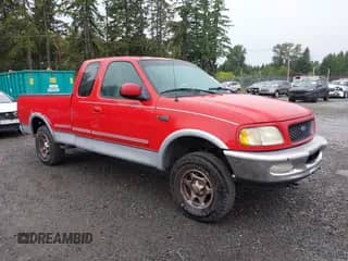 1997 Ford F-150 XL с VIN 1FTDX18W2VKD02638, выставлен на аукционе IAAI как лот 42884643 с пробегом 180 974 миль миль и . История ставок и продаж доступна на DreamBid. Изображение 1.