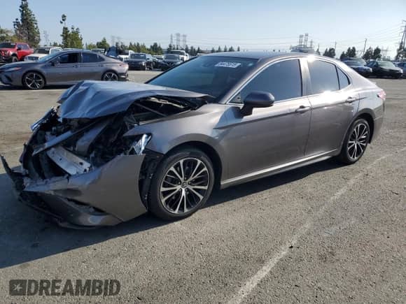 2019 Toyota Camry SE z VIN 4T1B11HK6KU183297, wystawiony jako Copart lot #84475515 z przebiegiem 85 315 mil mil oraz Szkoda całkowita • Salvage title. Historia ofert i sprzedaży dostępna na DreamBid. Obrazek 1.