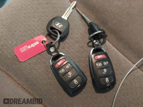 2007 Hyundai Entourage GLS с VIN KNDMC233176025894, выставлен на аукционе IAAI как лот 42290212 с пробегом 188 246 миль миль и . История ставок и продаж доступна на DreamBid. Изображение 11.