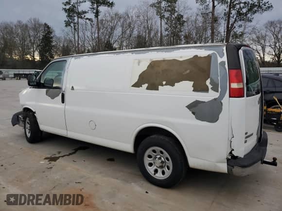 2010 Chevrolet City Express Cargo с VIN 1GCUGAD40A1116441, выставлен на аукционе Copart как лот 42331285 с пробегом 246 547 миль миль и Списание • Salvage title. История ставок и продаж доступна на DreamBid. Изображение 2.