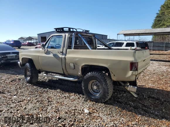 1978 Chevrolet Silverado 1500 z VIN CKL148F383379, wystawiony jako Copart lot #85722084 z przebiegiem 44 452 mil mil oraz Szkoda całkowita • Salvage title. Historia ofert i sprzedaży dostępna na DreamBid. Obrazek 2.