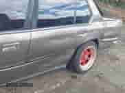 1993 Honda Accord z VIN 1HGCB7651PA045327, wystawiony jako IAAI lot #42841333 z przebiegiem 127 703 mil mil oraz . Historia ofert i sprzedaży dostępna na DreamBid. Obrazek 12.