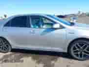 2013 Toyota Camry LE z VIN 4T1BD1FK8DU086213, wystawiony jako IAAI lot #43007894 z przebiegiem 88 970 mil mil oraz . Historia ofert i sprzedaży dostępna na DreamBid. Obrazek 14.