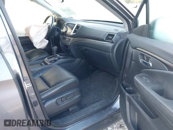 2016 Honda Pilot EX-L z VIN 5FNYF6H5XGB017033, wystawiony jako IAAI lot #43264900 z przebiegiem 143 720 mil mil oraz . Historia ofert i sprzedaży dostępna na DreamBid. Obrazek 5.