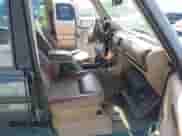 2001 Land Rover Discovery with VIN SALTH12411A724070, listed as a IAAI auction lot 42511922 with 124,548 mi miles and . Bid and sale history available at DreamBid. Image 5.