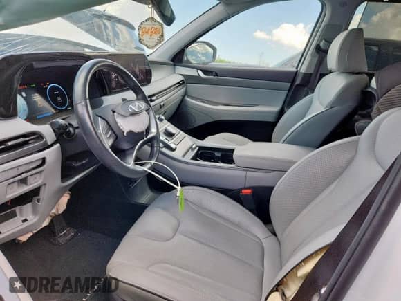 2024 Hyundai Palisade SEL с VIN KM8R44GE3RU697542, выставлен на аукционе Copart как лот 63336175 с пробегом 30 285 миль миль и Списание • Salvage title. История ставок и продаж доступна на DreamBid. Изображение 7.