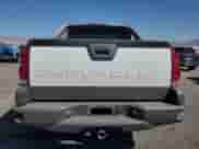 2002 Chevrolet Avalanche z VIN 3GNEK13T62G128065, wystawiony jako Copart lot #81336215 z przebiegiem 187 829 mil mil oraz Szkoda całkowita • Salvage title. Historia ofert i sprzedaży dostępna na DreamBid. Obrazek 6.