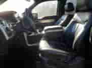 2013 Ford F-150 XL z VIN 1FTFX1ET8DFA65664, wystawiony jako Copart lot #86825425 z przebiegiem 141 356 mil mil oraz Czysty tytuł • Clean title. Historia ofert i sprzedaży dostępna na DreamBid. Obrazek 7.