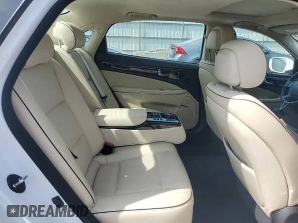 2016 Hyundai Equus Signature с VIN KMHGH4JH7GU103238, выставлен на аукционе Copart как лот 80819655 с пробегом 112 516 миль миль и Чистый • Clean title. История ставок и продаж доступна на DreamBid. Изображение 10.