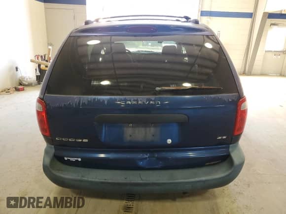 2002 Dodge Caravan SE with VIN 1B4GP25342B660748, listed as a Copart auction lot 44998005 with 224,032 mi miles and Salvage title. Bid and sale history available at DreamBid. Image 6.