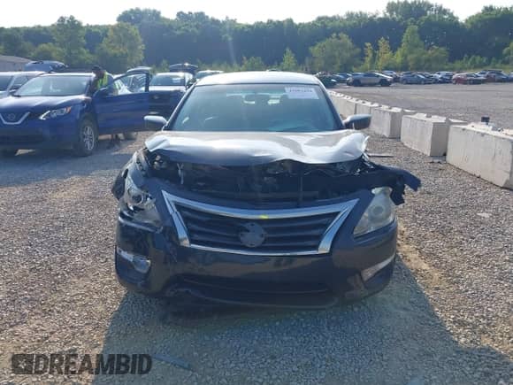 2015 Nissan Altima SL with VIN 1N4AL3AP8FC291434, listed as a IAAI auction lot 43005430 with 92,604 mi miles and . Bid and sale history available at DreamBid. Image 13.