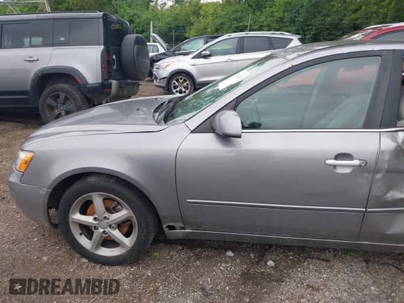 2006 Hyundai Sonata GLS with VIN 5NPEU46F36H116396, listed as a IAAI auction lot 42295058 with 201,553 mi miles and . Bid and sale history available at DreamBid. Image 13.