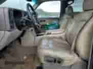 2001 Chevrolet Suburban LT с VIN 3GNGK26U11G277209, выставлен на аукционе Copart как лот 89627305 с пробегом 146 892 миль миль и Списание • Salvage title. История ставок и продаж доступна на DreamBid. Изображение 7.