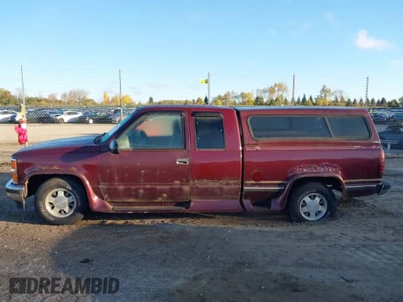 1997 Chevrolet Silverado 1500 с VIN 2GBEC19R4V1106343, выставлен на аукционе IAAI как лот 43557721 с пробегом 220 355 миль миль и . История ставок и продаж доступна на DreamBid. Изображение 14.