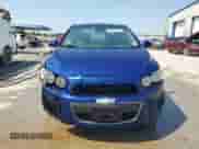 2012 Chevrolet Sonic LS с VIN 1G1JA5SH3C4197625, выставлен на аукционе Copart как лот 68454525 с пробегом 175 440 миль миль и Списание • Salvage title. История ставок и продаж доступна на DreamBid. Изображение 5.