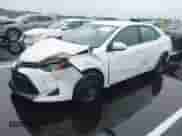 2019 Toyota Corolla L z VIN 2T1BURHEXKC206162, wystawiony jako IAAI lot #42940906 z przebiegiem 103 428 mil mil oraz . Historia ofert i sprzedaży dostępna na DreamBid. Obrazek 2.