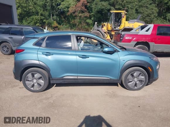 2020 Hyundai Kona Limited with VIN KM8K33AG6LU069569, listed as a IAAI auction lot 43104813 with 19,975 mi miles and . Bid and sale history available at DreamBid. Image 14.