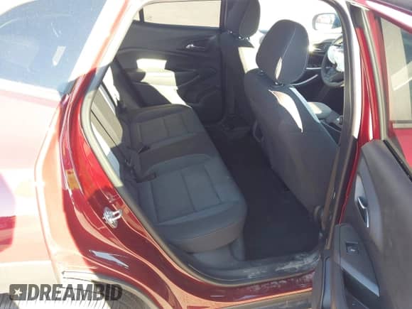 2025 Chevrolet Trax LS с VIN KL77LFEP5SC179858, выставлен на аукционе IAAI как лот 43454002 с пробегом 19 869 миль миль и . История ставок и продаж доступна на DreamBid. Изображение 8.