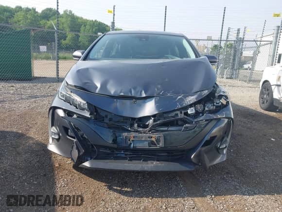 2018 Toyota Prius Plus z VIN JTDKARFP2J3072803, wystawiony jako IAAI lot #42443376 z przebiegiem 120 009 mil mil oraz . Historia ofert i sprzedaży dostępna na DreamBid. Obrazek 12.