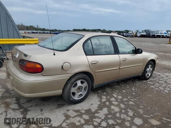 2005 Chevrolet Malibu Classic z VIN 1G1ND52F35M248499, wystawiony jako Copart lot #60842614 z przebiegiem 126 439 mil mil oraz Czysty tytuł • Clean title. Historia ofert i sprzedaży dostępna na DreamBid. Obrazek 3.