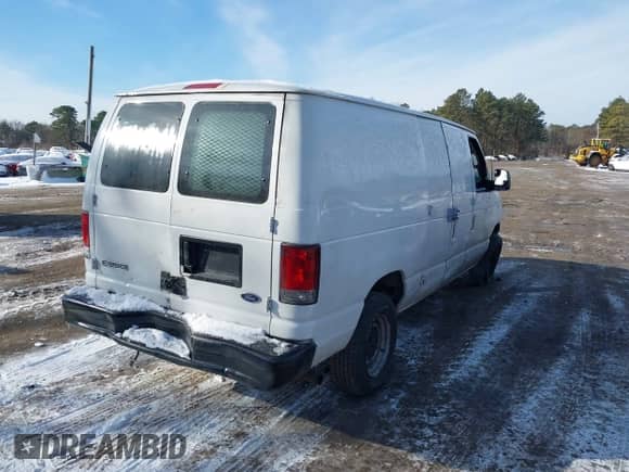 2006 Ford Econoline Cargo z VIN 1FTNE24WX6HB18195, wystawiony jako IAAI lot #41365791 z przebiegiem 127 759 mil mil oraz . Historia ofert i sprzedaży dostępna na DreamBid. Obrazek 4.