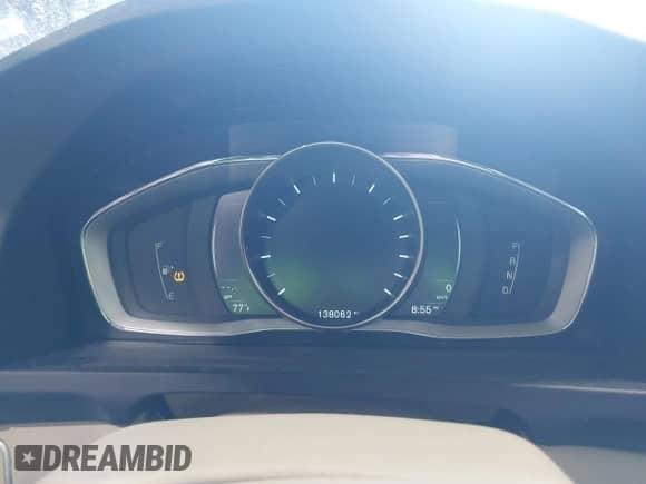 2015 Volvo S60 T5 Premier с VIN YV1612TKXF1348479, выставлен на аукционе IAAI как лот 42555934 с пробегом 138 062 миль миль и . История ставок и продаж доступна на DreamBid. Изображение 7.