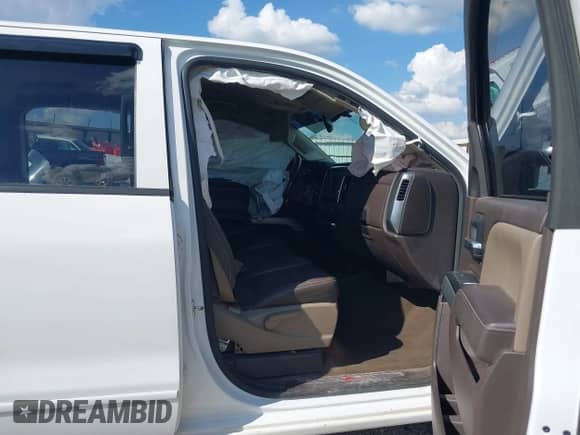 2015 Chevrolet Silverado 2500HD LT с VIN 1GC1KVEG4FF592347, выставлен на аукционе IAAI как лот 43337718 с пробегом 184 617 миль миль и . История ставок и продаж доступна на DreamBid. Изображение 5.