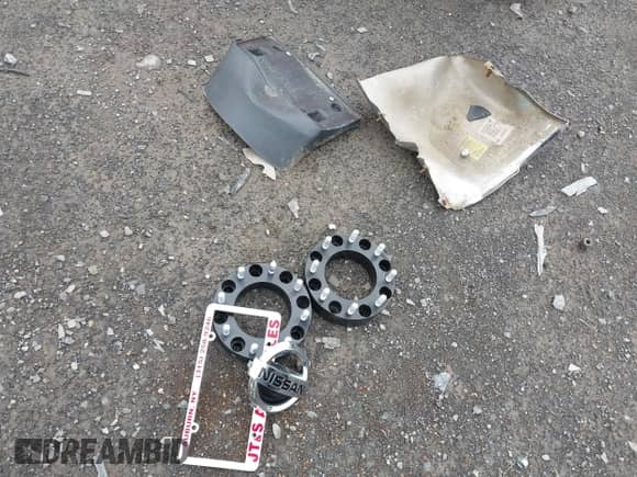 2015 Chevrolet Silverado 2500HD Work Truck z VIN 1GC1KUEG5FF607254, wystawiony jako IAAI lot #42287674 z przebiegiem 105 845 mil mil oraz . Historia ofert i sprzedaży dostępna na DreamBid. Obrazek 12.